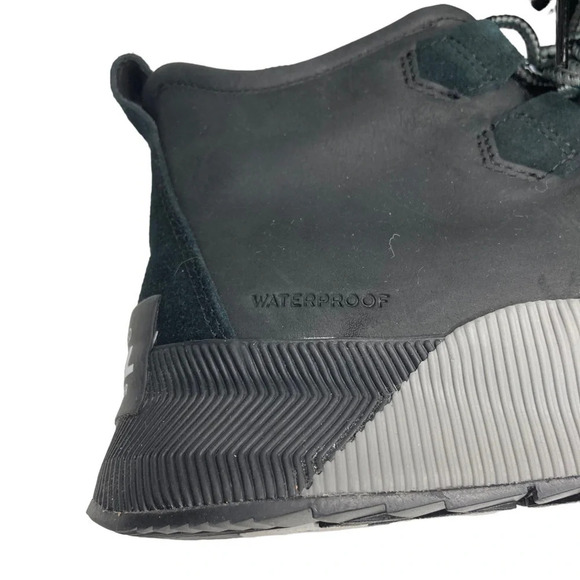 Sorel Women's Out N About III Waterproof Boot   Sz: 7.5 - Picture 8 of 12